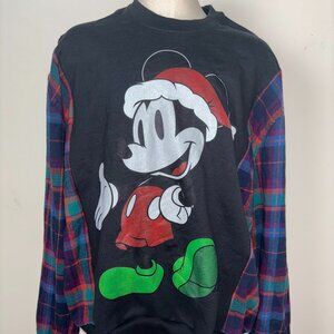 New Design Upcycled Fashion Disney Mickey Christmas Sweatshirt Woman Size L/XL/X